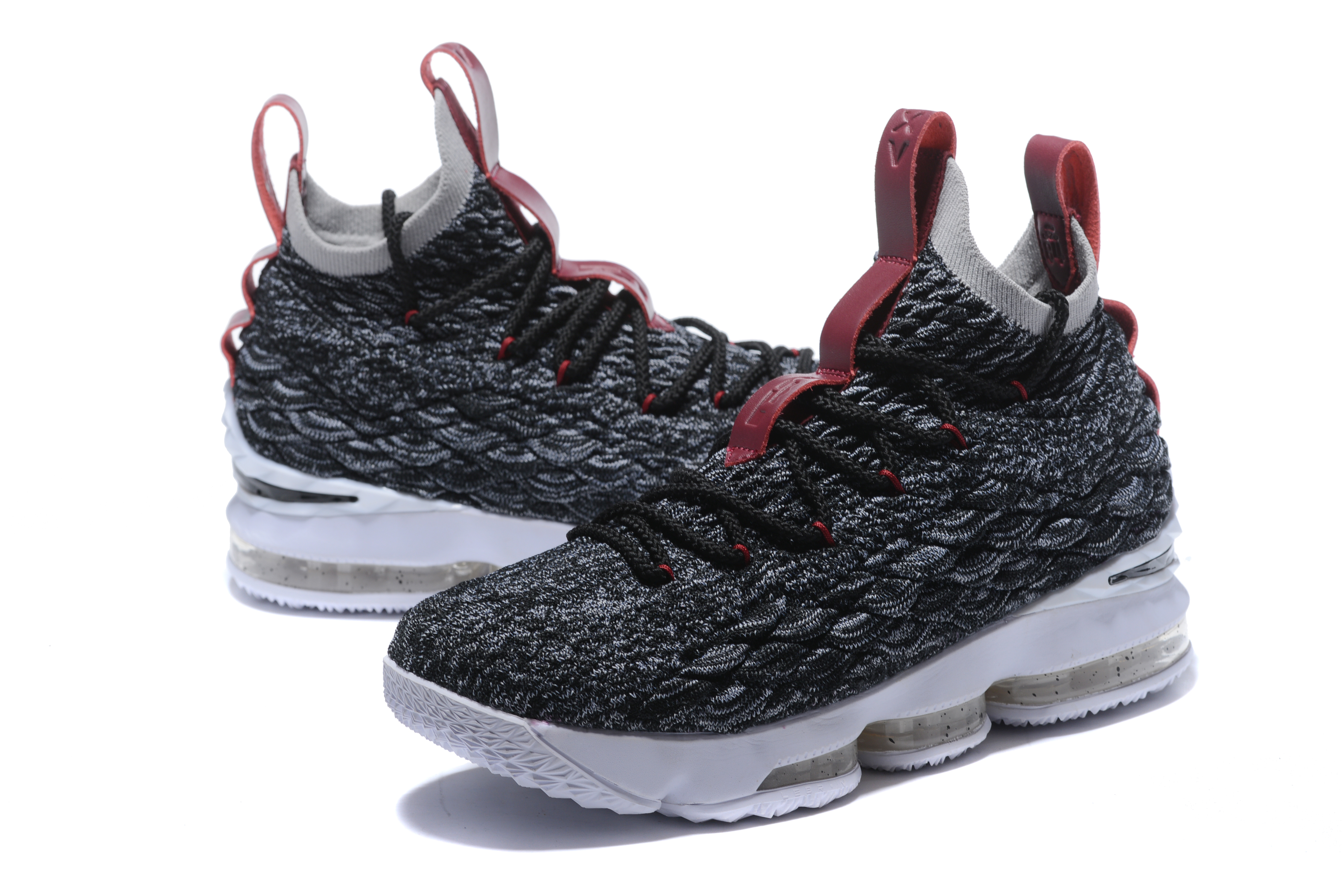 LEBRON XV [H. 7] - Cliquez sur l'image pour la fermer